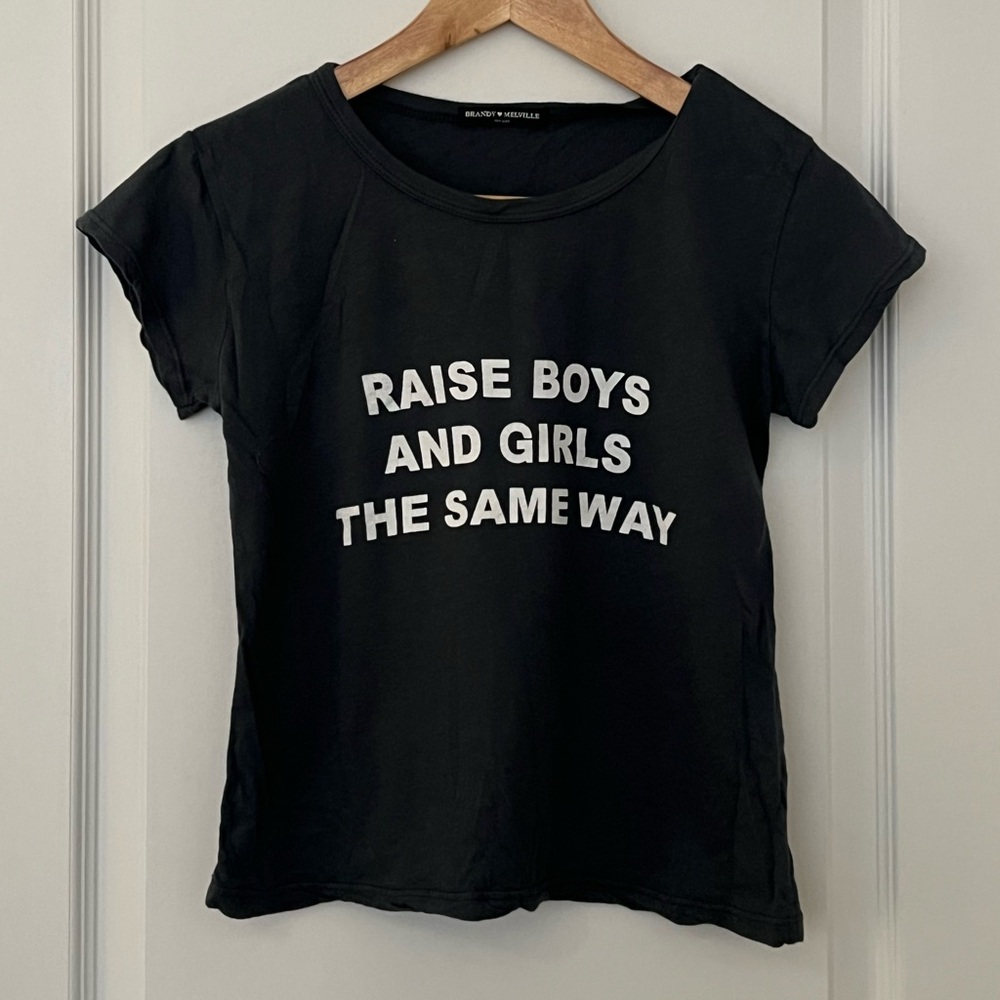 Brandy Melville Cropped T-Shirt (washed blue)